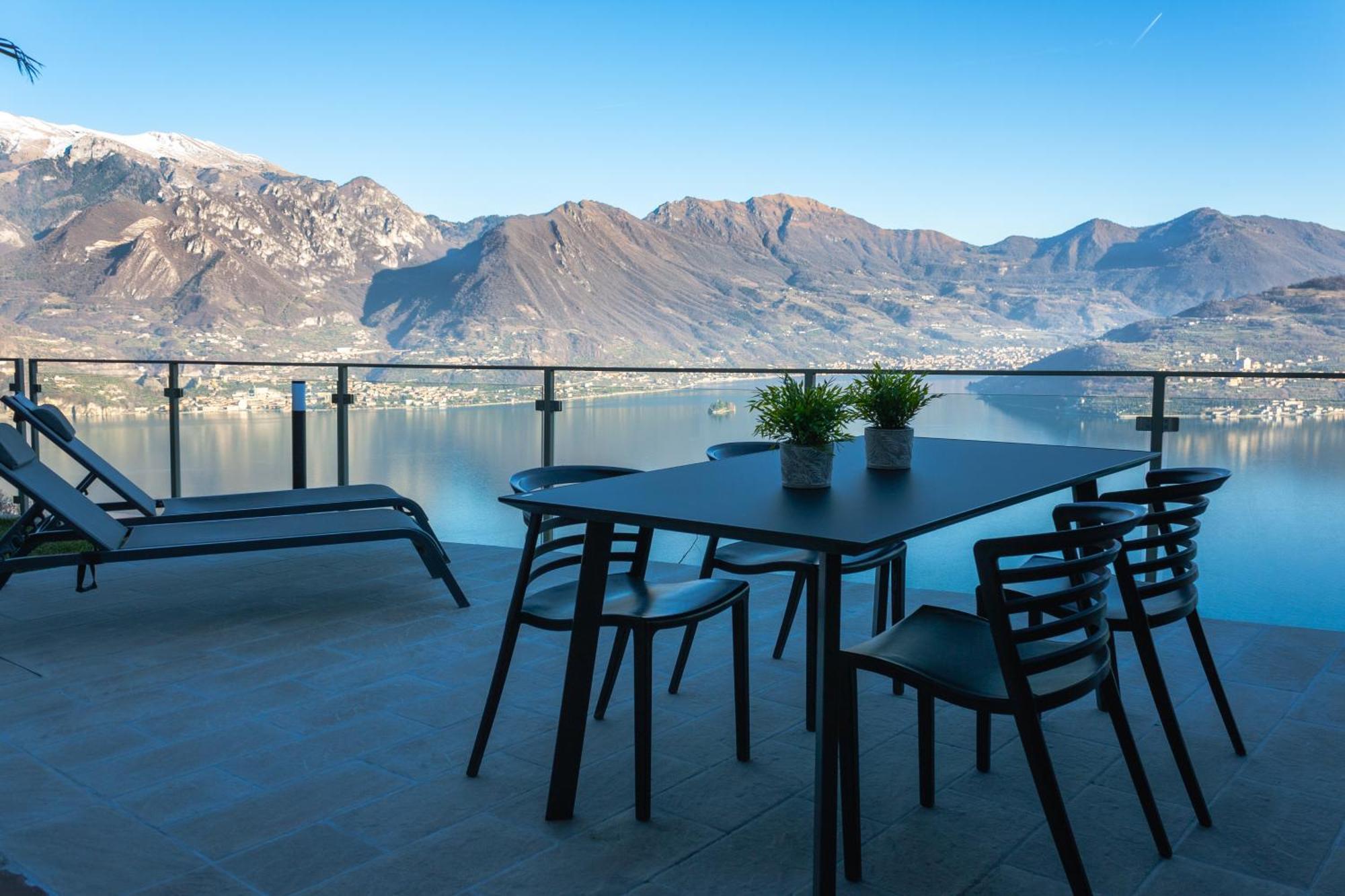 Mia Isola With Lake View, Garden And Swimming Pool Parzanica Esterno foto