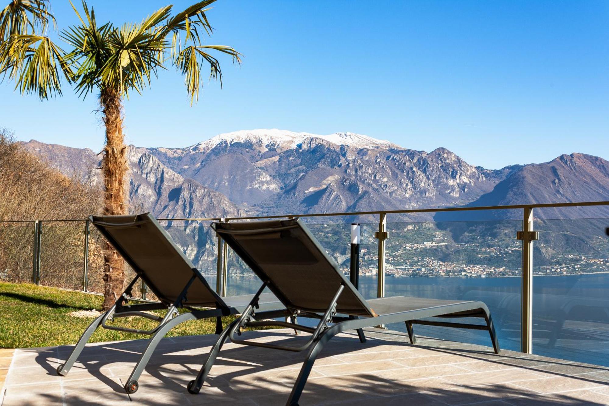 Mia Isola With Lake View, Garden And Swimming Pool Parzanica Esterno foto