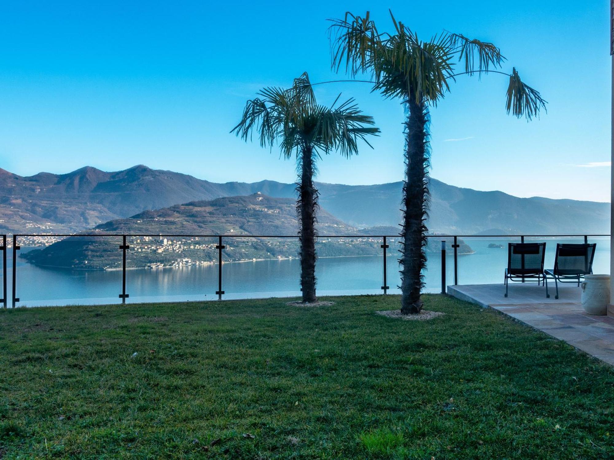 Mia Isola With Lake View, Garden And Swimming Pool Parzanica Esterno foto